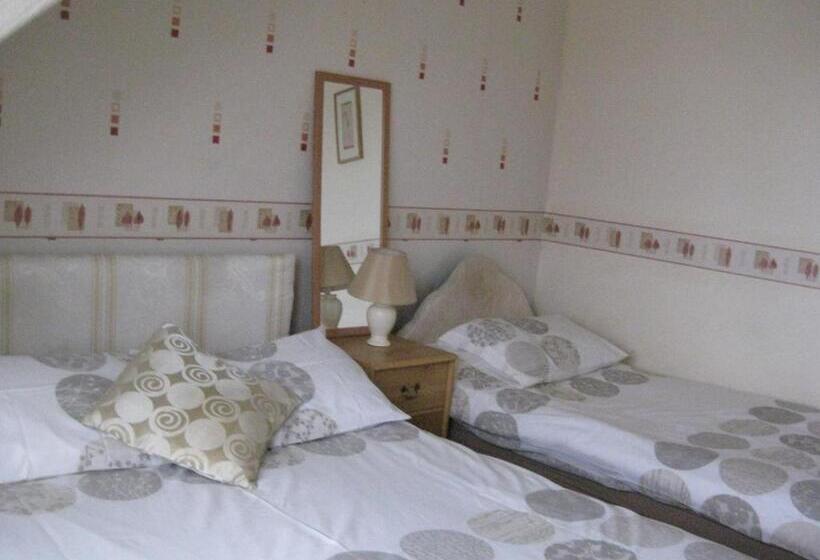 Quarto Familiar Banheiro Compartilhado, Kilkerran Guest House