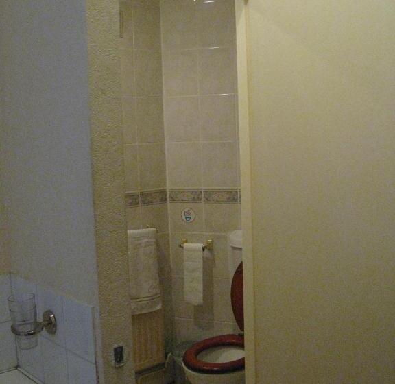Quarto Familiar Banheiro Compartilhado, Kilkerran Guest House