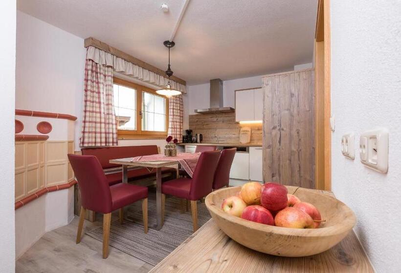 דירת שני חדרים, Pension Margretenhof