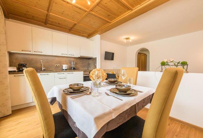 Superior studio with balcony, Pension Margretenhof