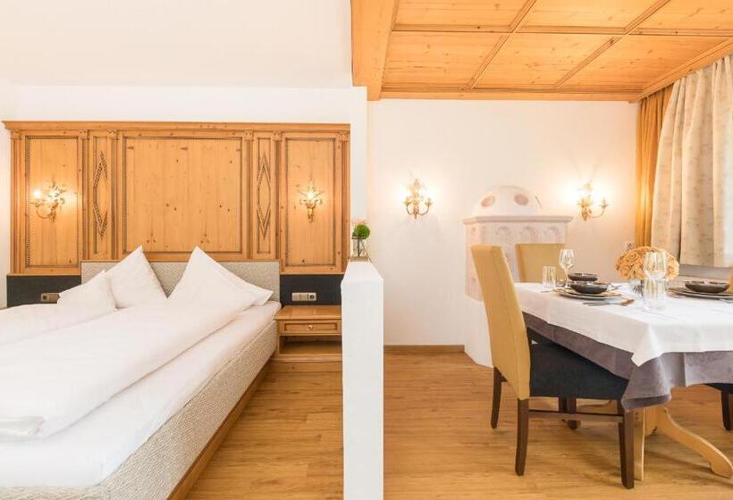 Superior studio with balcony, Pension Margretenhof