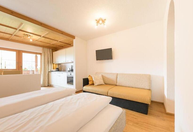 Superior studio with balcony, Pension Margretenhof