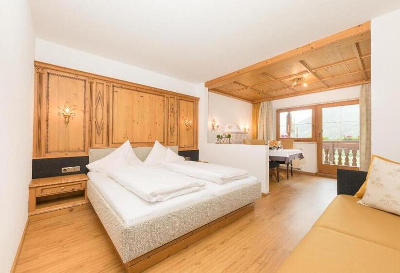 Superior studio with balcony, Pension Margretenhof