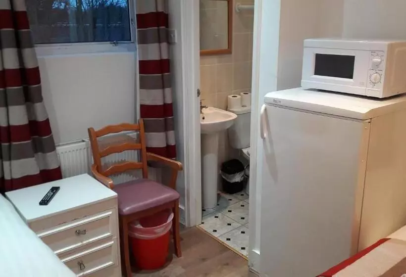 スタンダードトリプルルーム, Alexandra Guest House