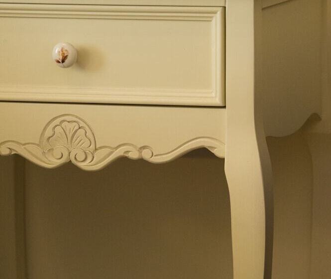 ジュニアスイート, Adams