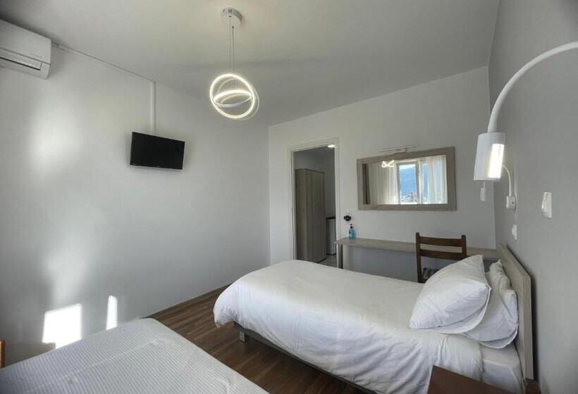 StandaardKamer, Anthousa