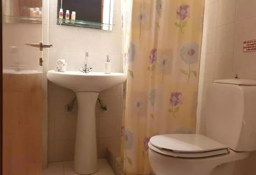 スタンダード４人部屋, Arhodico Simou Mansion