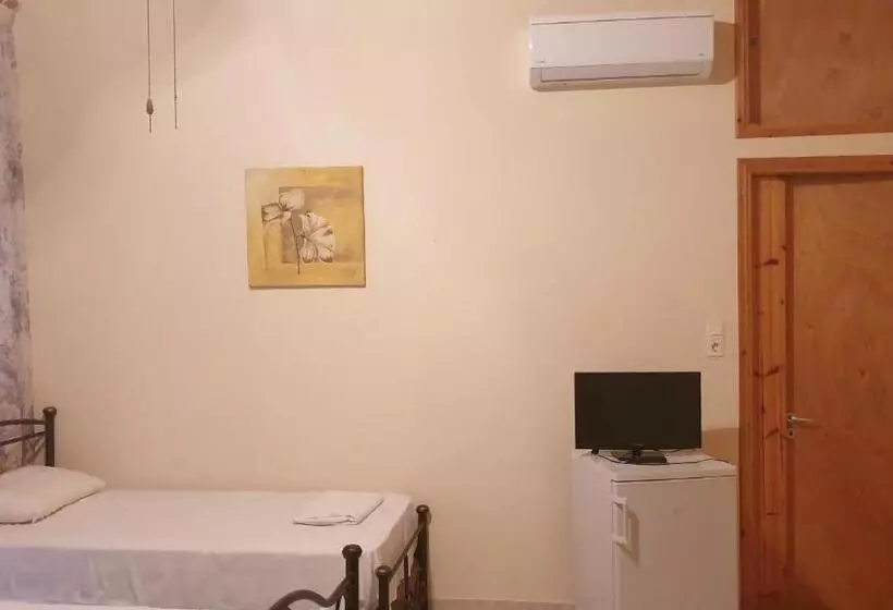 スタンダード４人部屋, Arhodico Simou Mansion