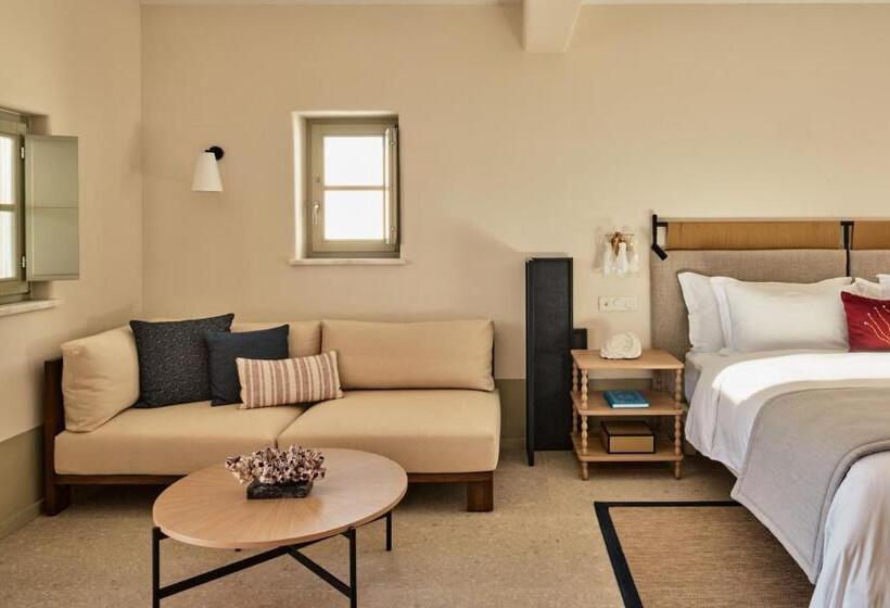 带大床的套房, Cosme, A Luxury Collection Resort, Paros