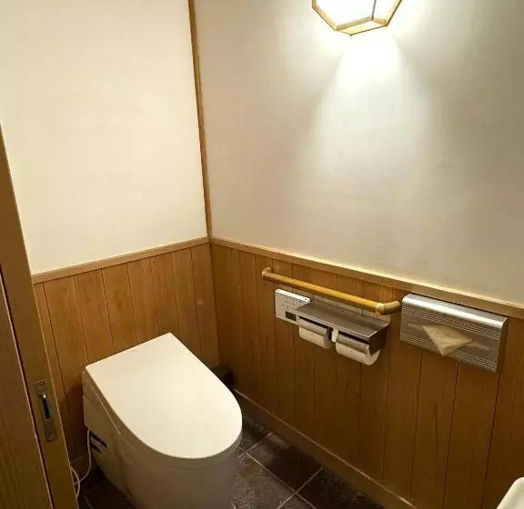 スーペリアの4人部屋, Hagi No Yado Tomoe