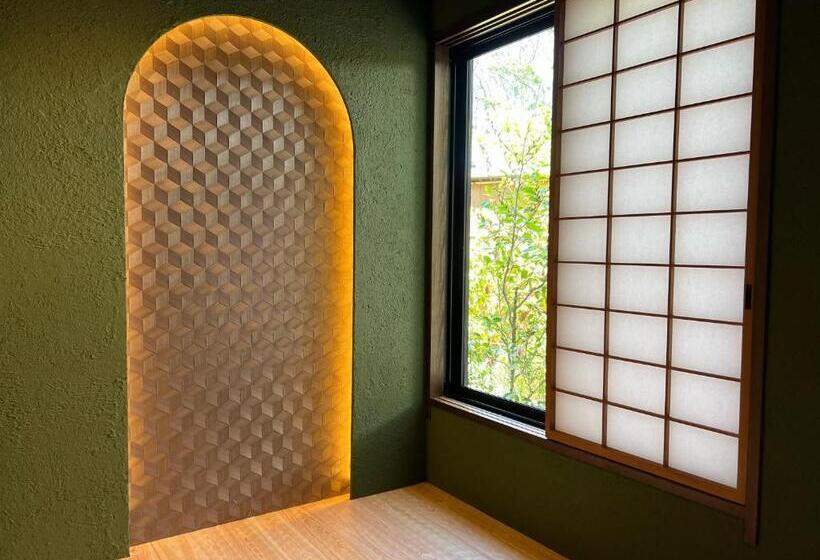 Номер Deluxe, Hagi No Yado Tomoe