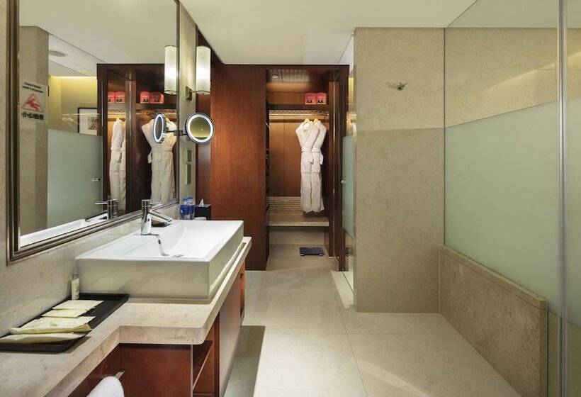 Executive Szoba, Hilton Nanjing Riverside