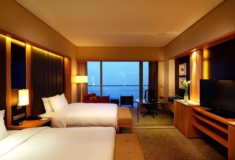 اتاق اجرایی, Hilton Nanjing Riverside
