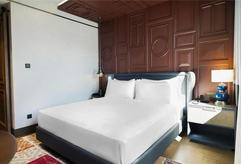 استودیو استاندارد با تخت کینگ, Hilton Nanjing Riverside