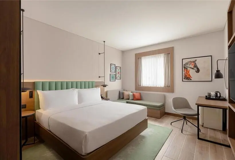 استودیو استاندارد با تخت کینگ, Hilton Nanjing Riverside