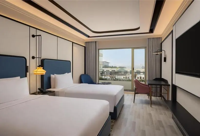 اتاق اجرایی, Hilton Nanjing Riverside