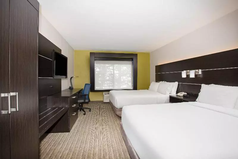 キングサイズベッドのスイートルーム, Holiday Inn Express Hotel & Suites Fort Collins, An Ihg