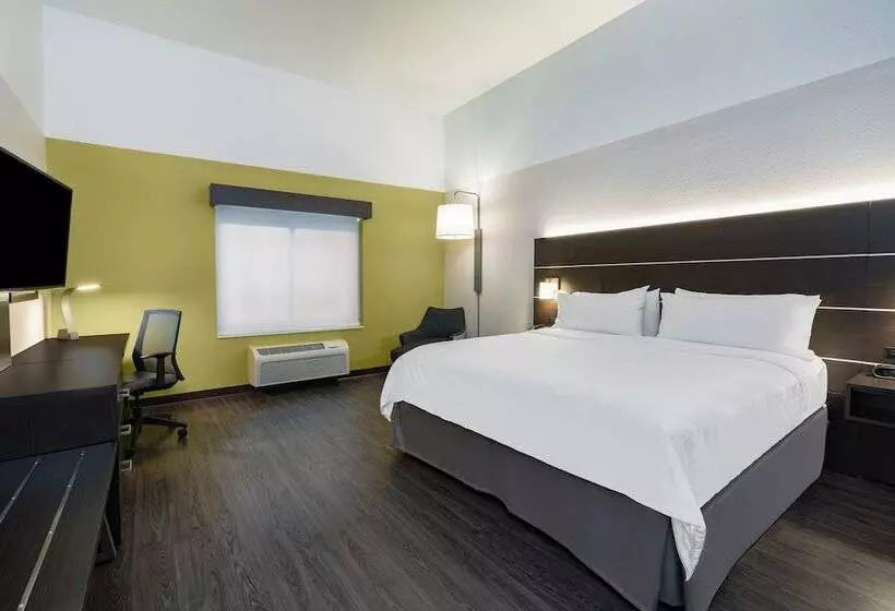 ダブルベッドスタンダードルーム, Holiday Inn Express & Suites Trinidad, An Ihg