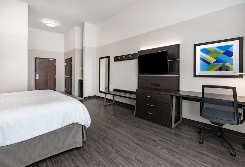 标准间带双人床, Holiday Inn Express & Suites Trinidad, An Ihg