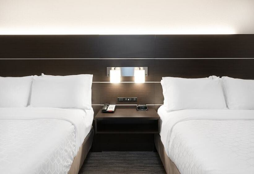 带2个双人床的标准工作室, Holiday Inn Express & Suites Trinidad, An Ihg