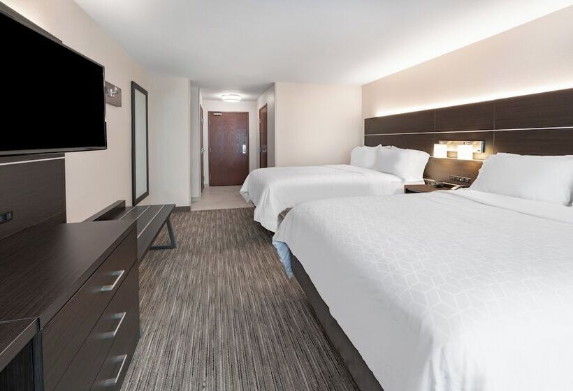 带2个双人床的标准工作室, Holiday Inn Express & Suites Trinidad, An Ihg