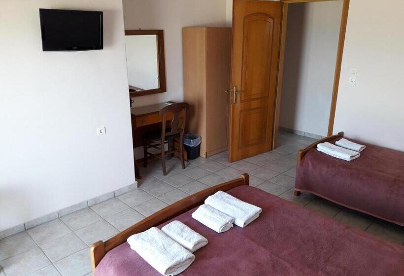 Triple Room Sea View, Lidra