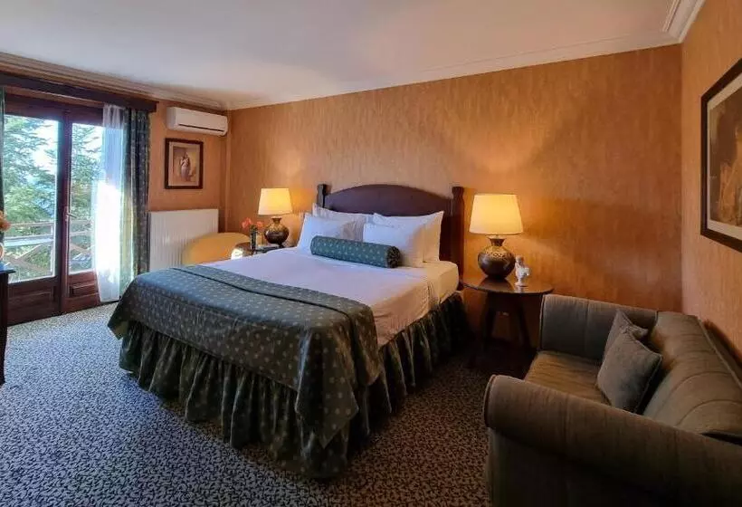 Superior Suite, Likoria
