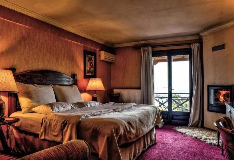 Executive Suite, Likoria