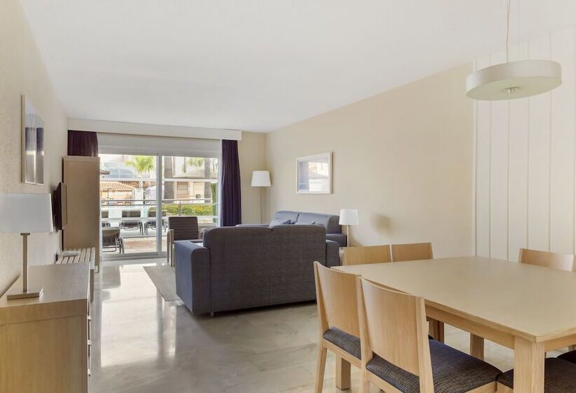 Апартаменты 3 Спальни, Los Amigos Beach Club