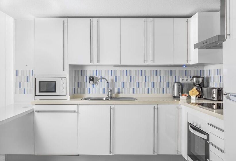 Апартаменты 3 Спальни, Los Amigos Beach Club