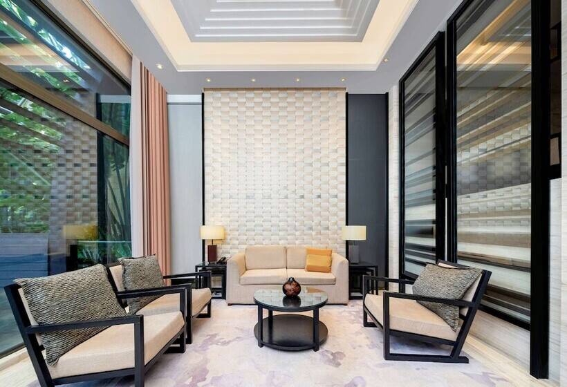 Вилла 3 Спальни Вид на Сад, Pullman Oceanview Sanya Bay Resort & Spa