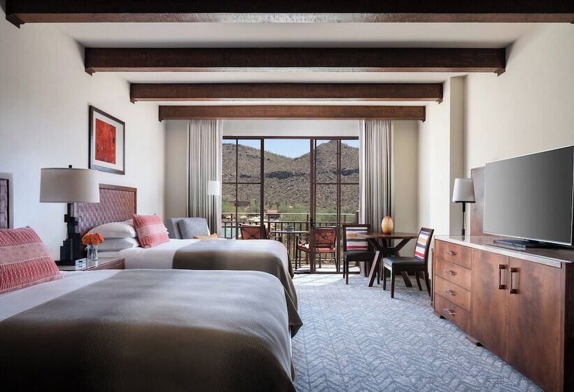 带2个双人床的标准工作室, The Ritzcarlton, Dove Mountain