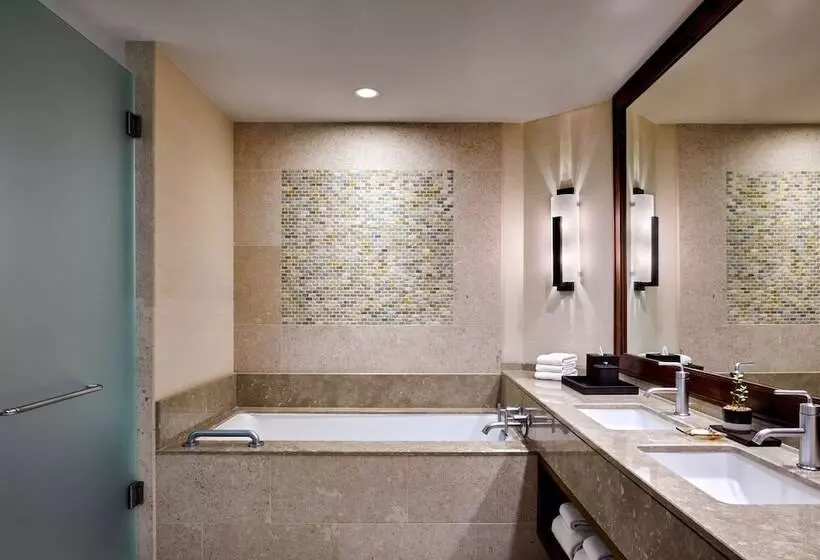エグゼクティブ スイート、バルコニー付き, The Ritzcarlton, Dove Mountain