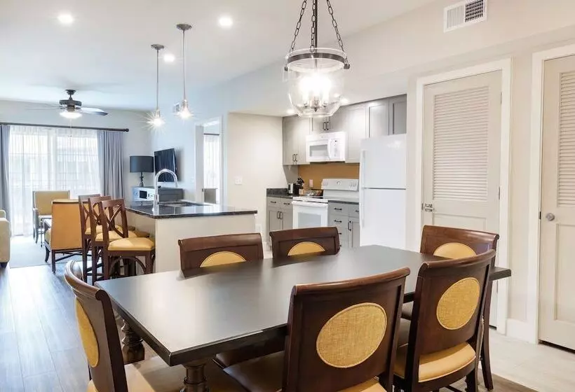 Deluxe-sviitti, Worldmark Orlando Kingstown Reef