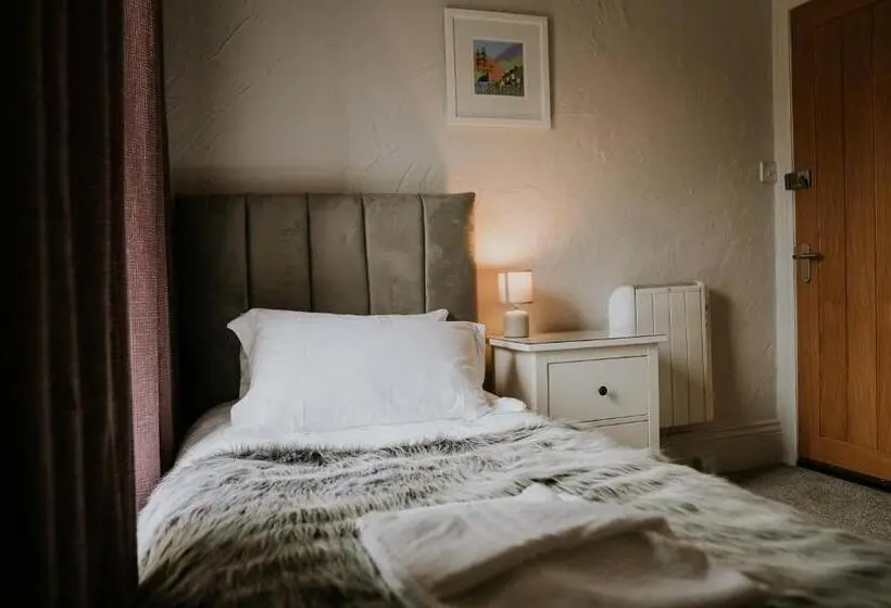 Standard Yhden Hengen Huone, Troutbeck Inn