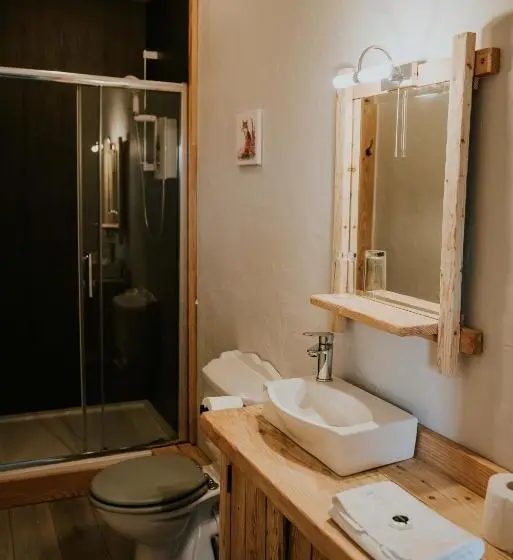 Standard Yhden Hengen Huone, Troutbeck Inn
