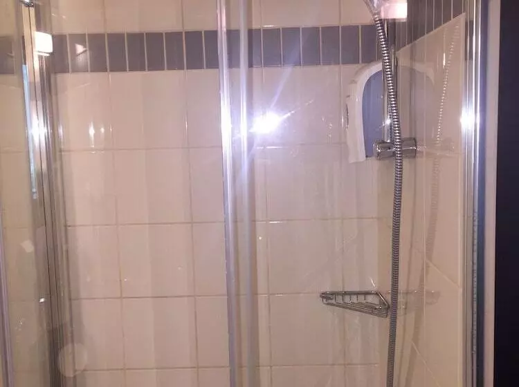 اتاق استاندارد, Ibis Sharq
