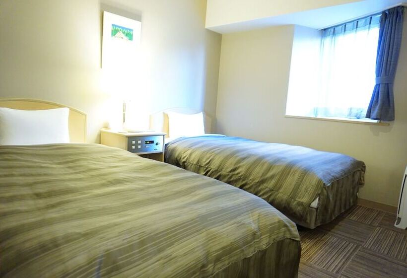 Номер Стандарт, Route Inn Hakataeki Minami