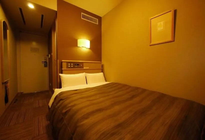 ダブルベッドのベーシックルーム, Route Inn Hakataeki Minami