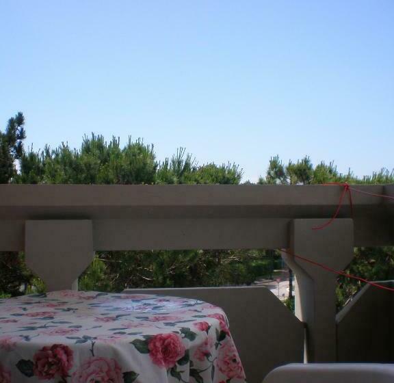 غرفة قياسية مزوَّدة بشُرفة, Rosapineta   Adults Only