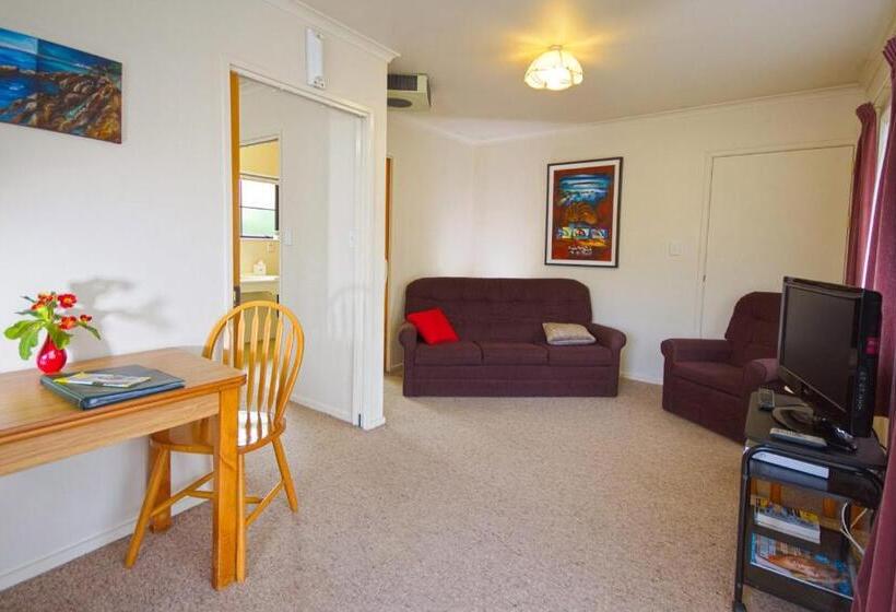 דירת חדר, Arrow Motel Apartments