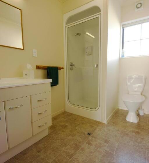 דירת שני חדרים, Arrow Motel Apartments