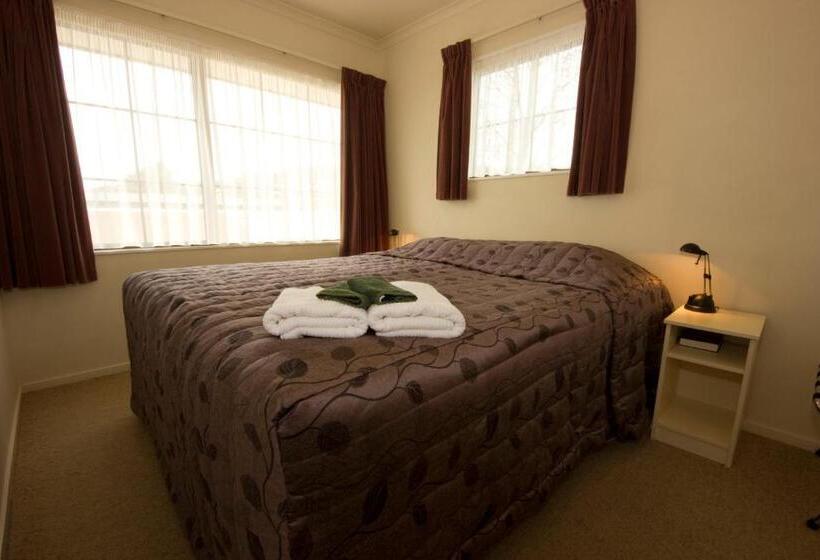 דירת חדר, Arrow Motel Apartments