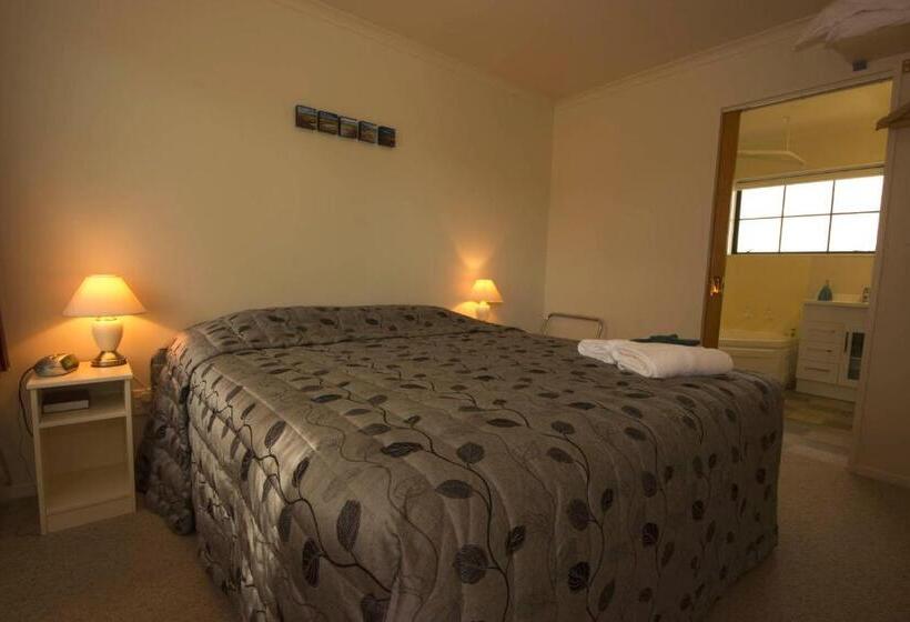 דירת חדר בקומת קרקע, Arrow Motel Apartments