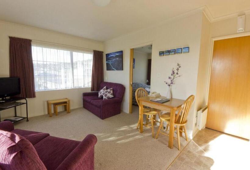 דירה בת חדר שינה 1 עם מרפסת, Arrow Motel Apartments