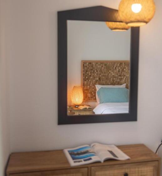 اتاق پرمیوم با چشمانداز دریا, Cavo Marelia