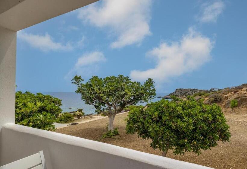 اتاق استاندارد با چشمانداز دریا, Cavo Marelia