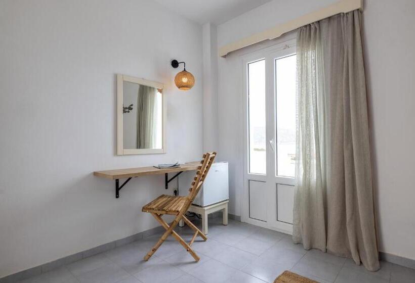 اتاق استاندارد با چشمانداز دریا, Cavo Marelia