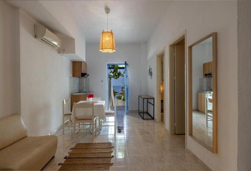 آپارتمان 2 خوابه با چشمانداز دریا, Cavo Marelia