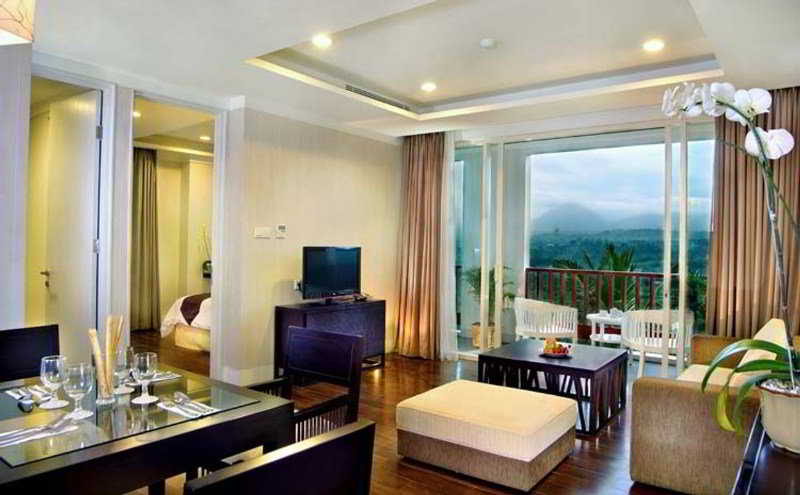Апартаменты 2 Спальни, Aston Bogor Hotel And Resort